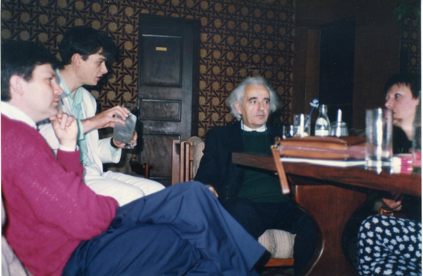 Olivier BAULNY en compagnie de ses collègues-Coarraze, 64800, juin 1991, départ à la retraite